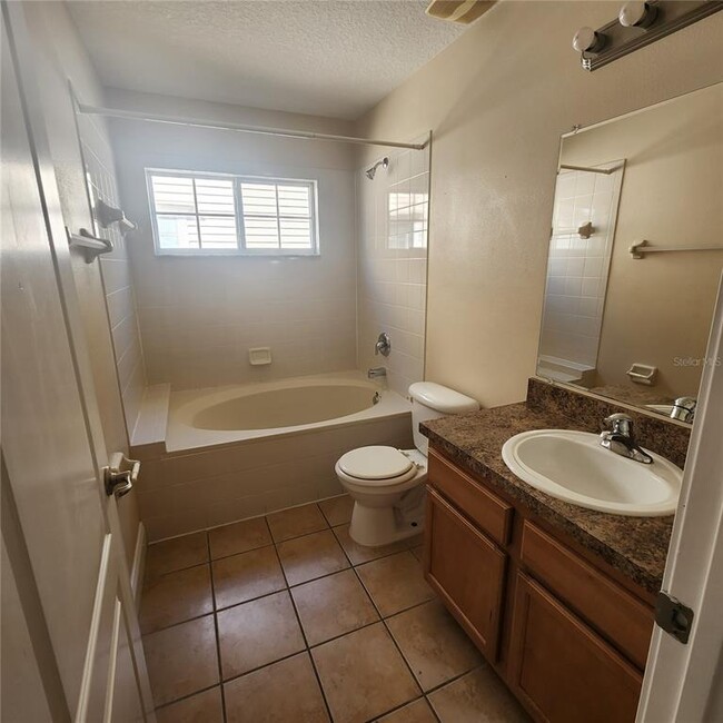 Photo - 903 W Sumner St Townhome