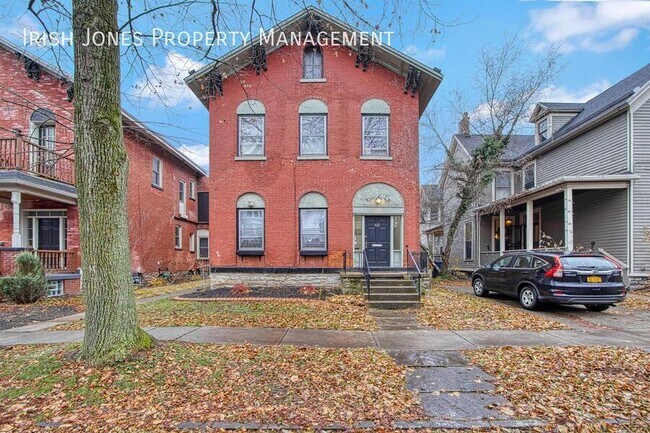 Photo - 62 Park St Unit Apt. 3(Upper rear)