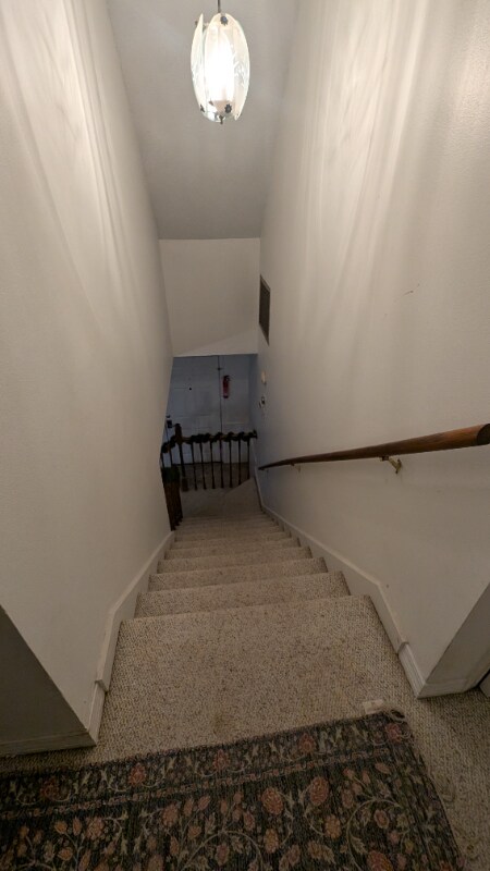 Photo - 6260 Cottage Crest Ln