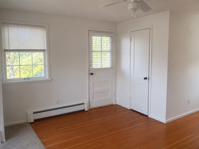 Photo - 700 W 17th St Unit 2