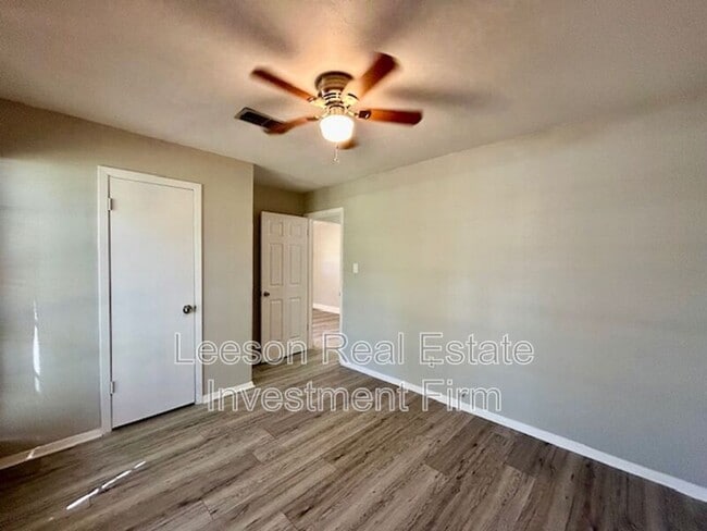 Photo - 317 Oregon Ave