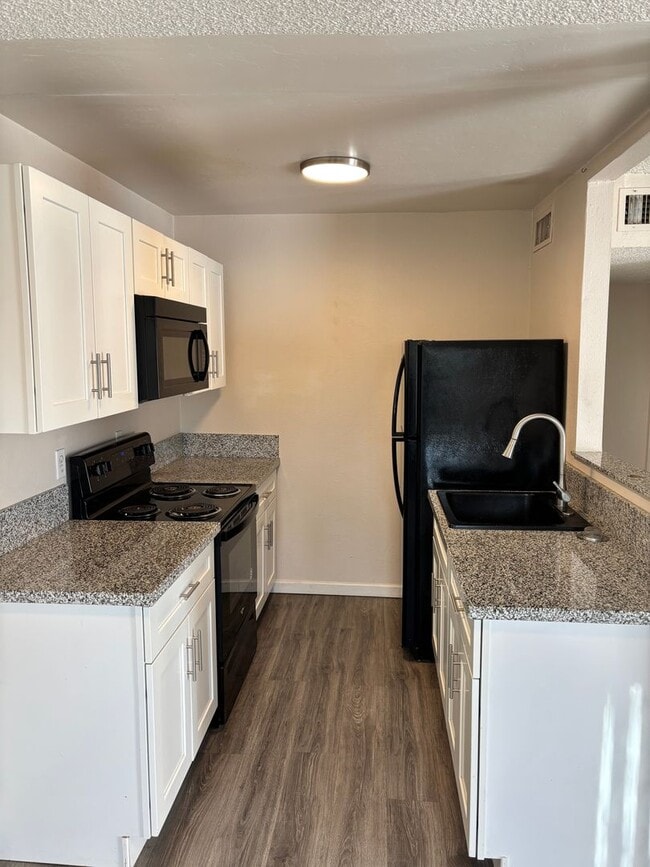 Photo - 3028 N Edith Blvd Unit 3028 Edith