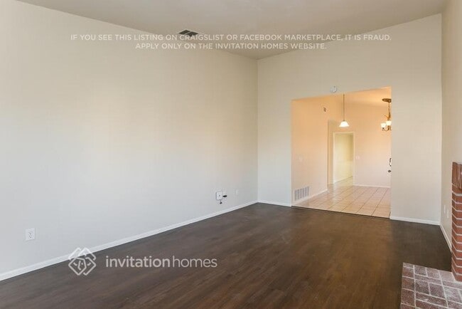 3200 Jennifer Dr