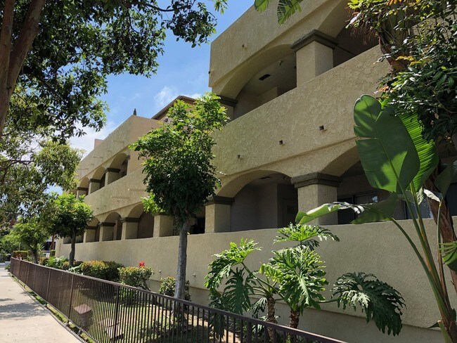 Photo - Tuscan Villas Apartments