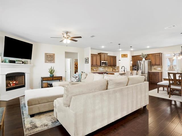 Photo - 173 Mdw Vis Dr