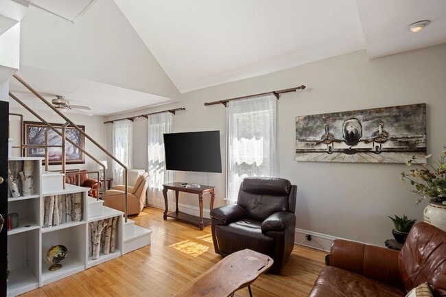 Photo - 2713 Garfield Ave