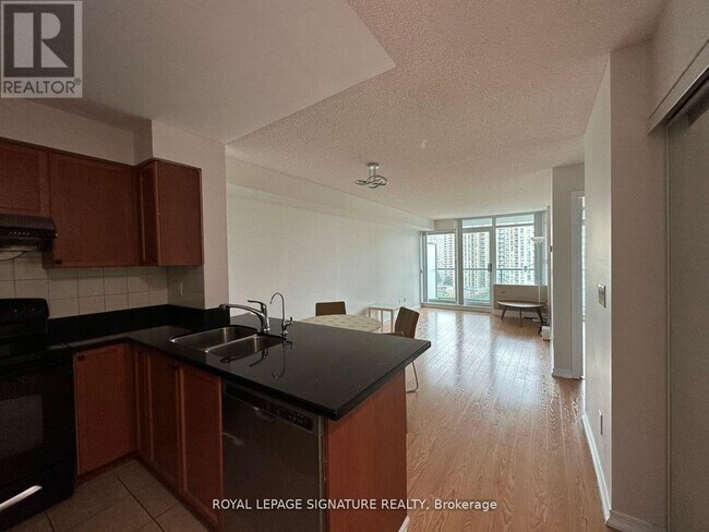 Photo - 5500 Yonge St Unité 1201