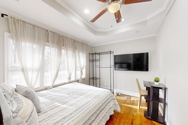 Photo - THE AKRIDGE | Newly-renovated & high-quality Atlanta Home! Top-of-the-line finishes, granite coun...