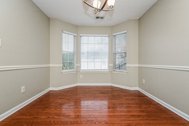 Photo - 2812 Oakvale Falls Dr