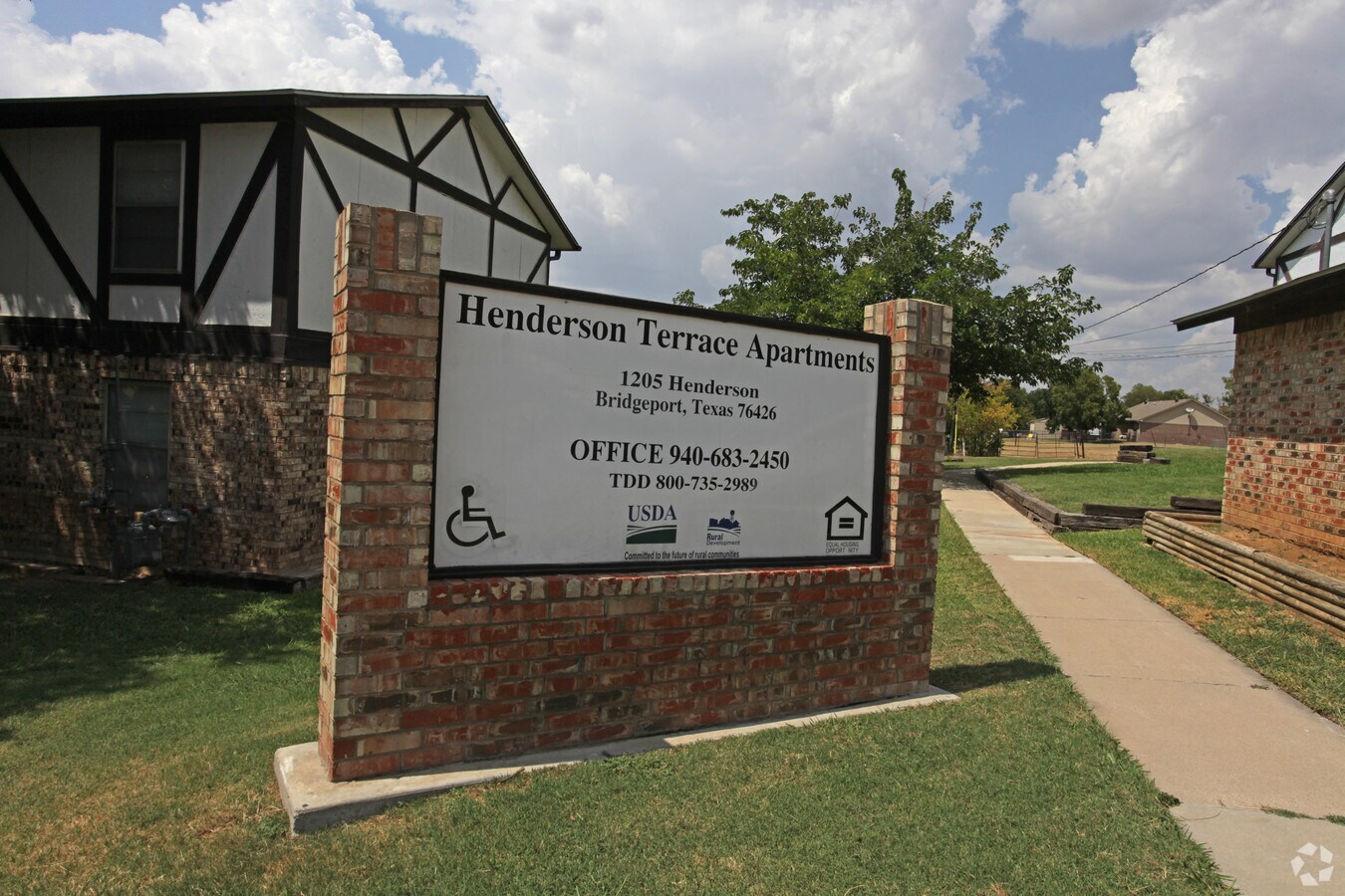 Photo - Henderson Terrace Apartments
