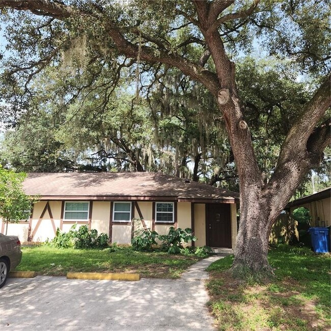 Building Photo - 1317 Eagleview Dr
