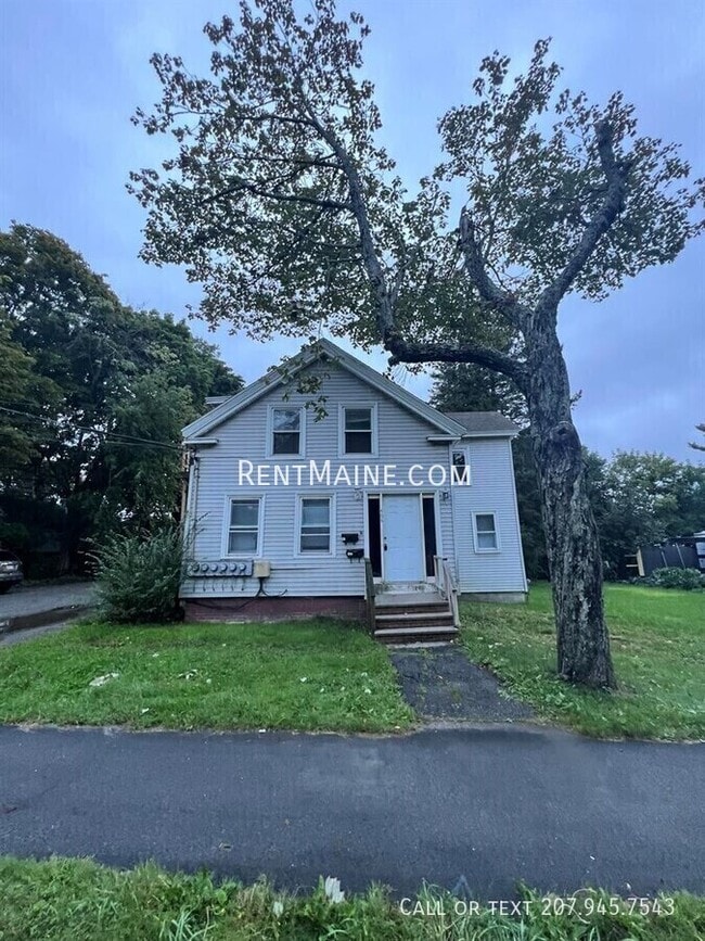 Building Photo - 468 Union St Unit Apt.1