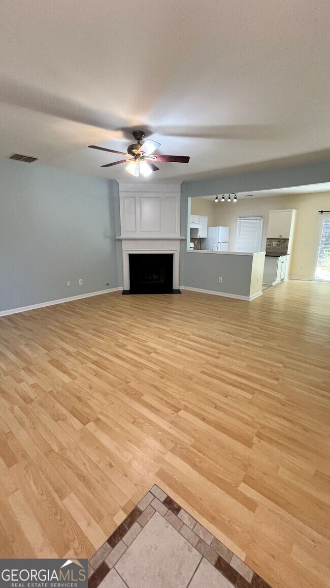 Photo - 4645 Valais Ct