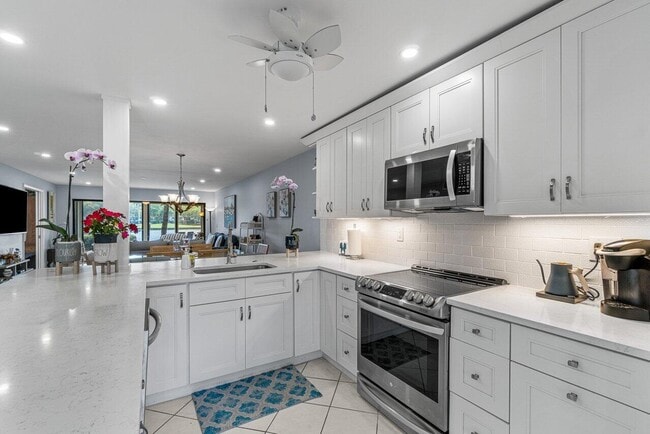 Photo - 5188 Oakhill Ln Unidad 1111