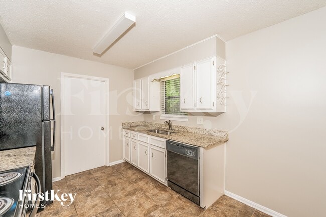 Photo - 5332 Balboa Ave