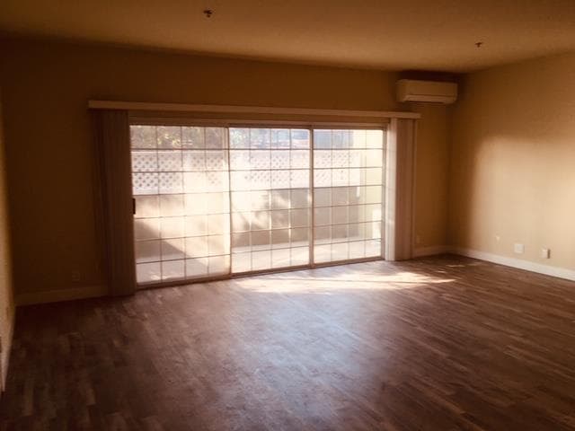 Photo - 1047 El Camino Real