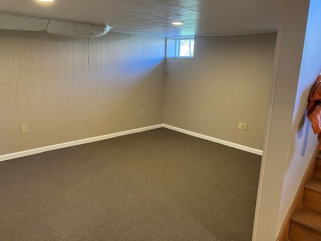 4900 Fort Ave Unit B