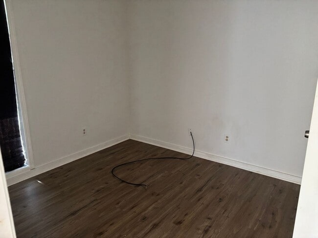 Photo - 1103 E Main St Unit Apt 1