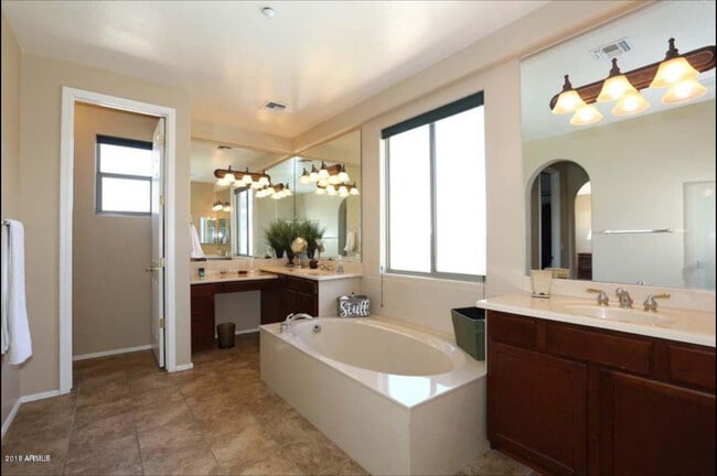 Photo - 16756 N 98th Pl