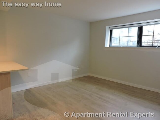 Photo - 10 Soden St Unit 1