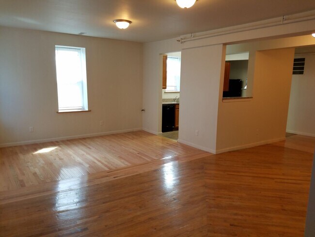 Photo - Incredibly Spacious 3 Bedroom / 3 Bathroom...