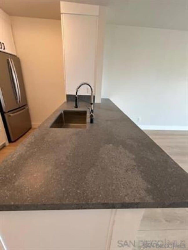 Photo - 811 W Nutmeg St Unit 306