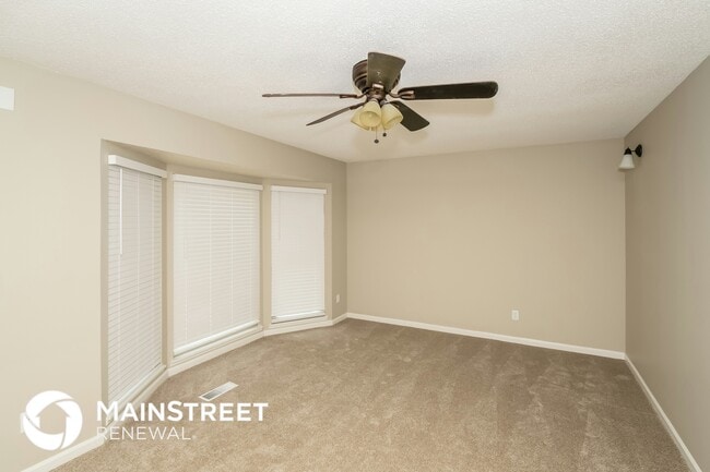 Photo - 5908 Elizabeth Dr