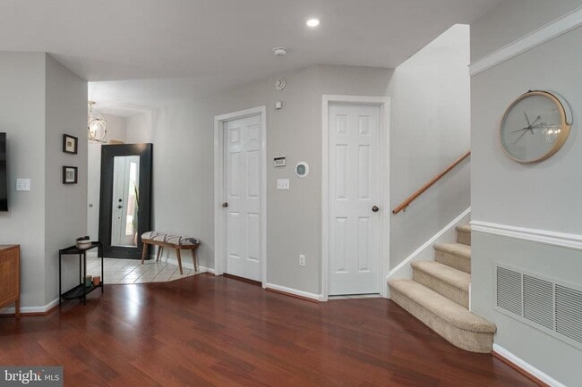 Photo - 9 Woodmont Dr