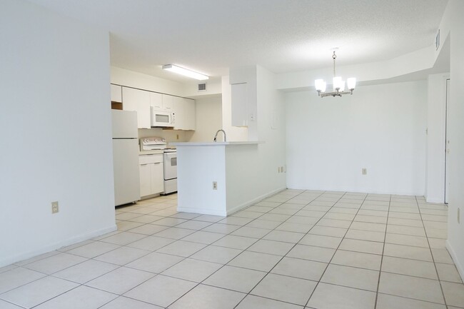 2/2 apartment unit with new kitchen furniture - 2/2 apartment unit with new kitchen furniture Unidad 204