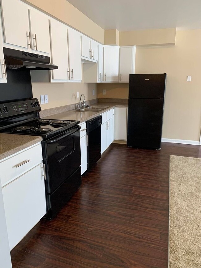 Photo - Fox Brook Apartments