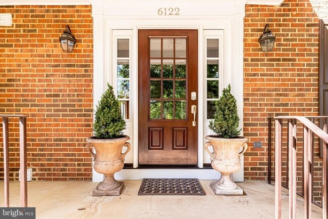 Photo - 6122 Bayliss Pl