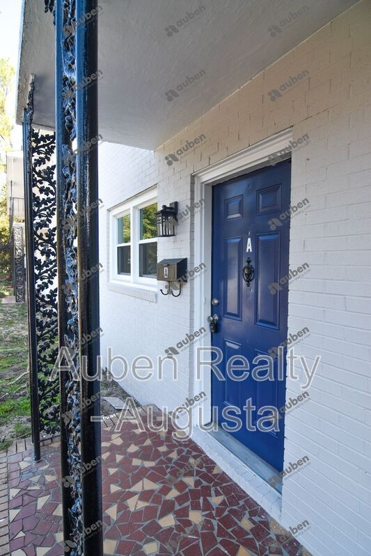 Building Photo - 1602 Johns Rd Rental