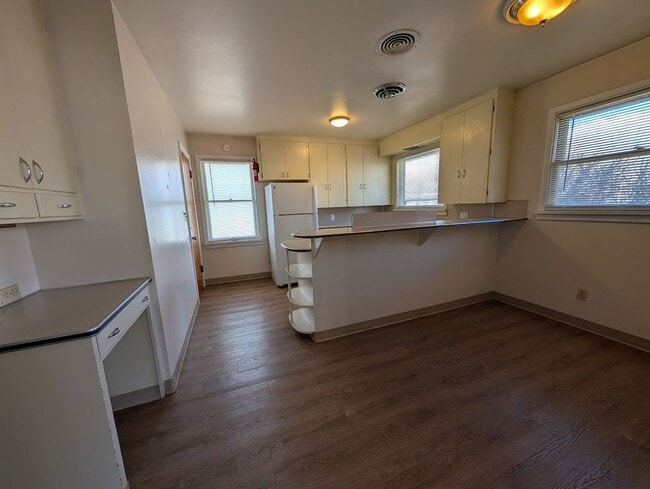 Building Photo - NAB Unit NAB1