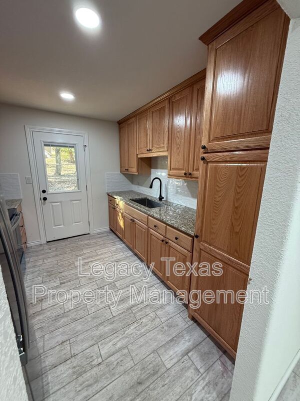 Photo - 6205 US-67 Unit Apartment C