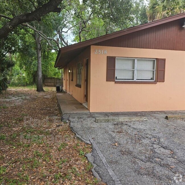 Building Photo - 2518 Jackson St Rental