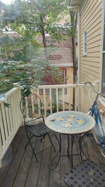 Photo - 139 Antrim St Unit 2