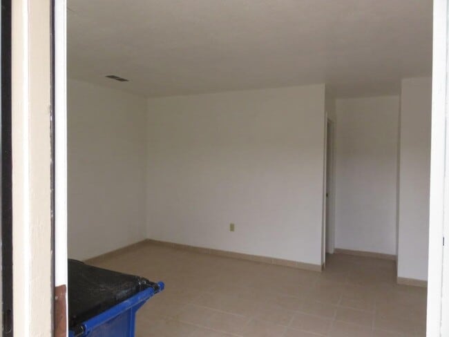 Photo - 2214 Little Walnut Rd Unit 1