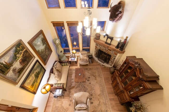 Photo - 627 N Bridge Dr