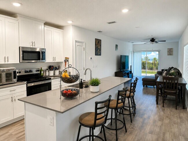 1122 Cabot Cliffs Dr