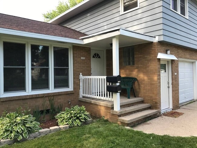 Photo - 1026 W Lorain St Unit Lower