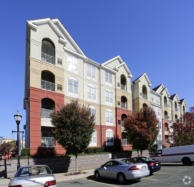 RIVER PLACE AT RAHWAY Apartments For Rent in Rahway, NJ