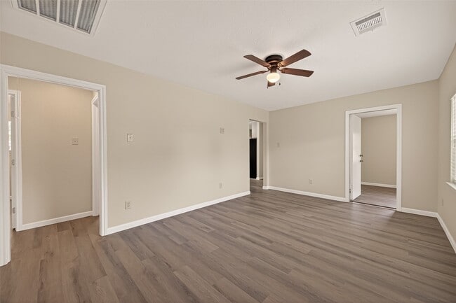Photo - 14022 Rosecrest Dr