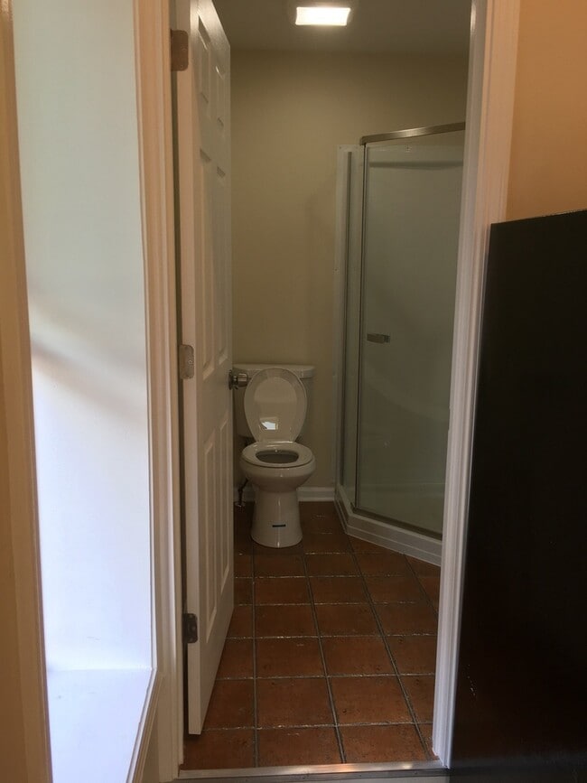 Photo - 321 W 24th St Unit 2R