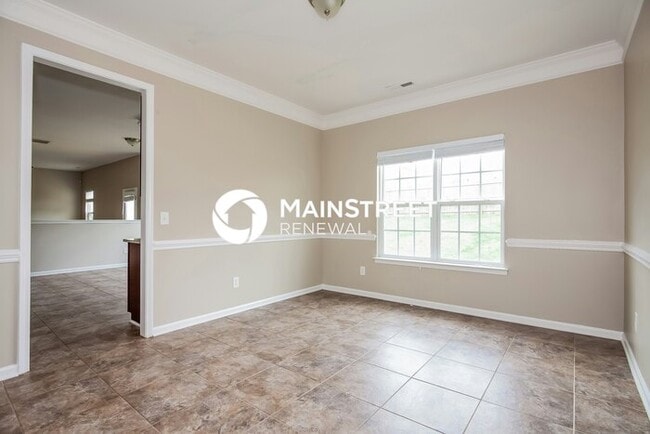 4 Bedroom Pet-Friendly Home in Charlotte, NC with Main Street Renewal