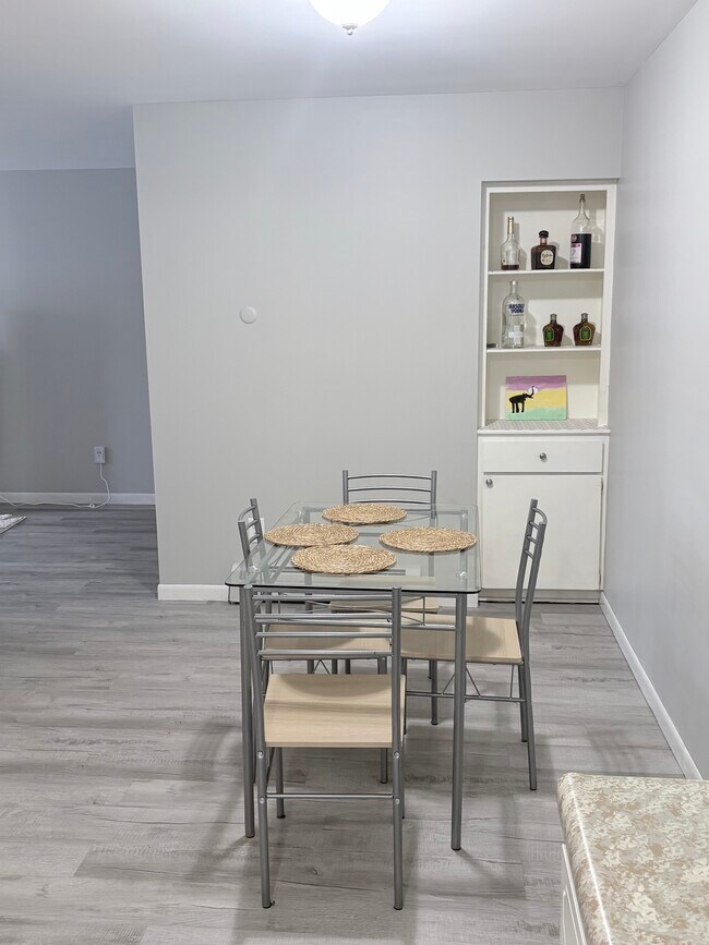 Photo - 21426 Beaconsfield St Unit 4c