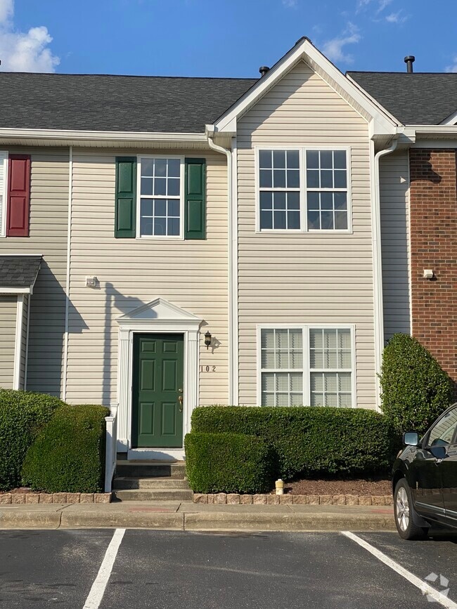 Building Photo - 102 Watertree Ln Rental