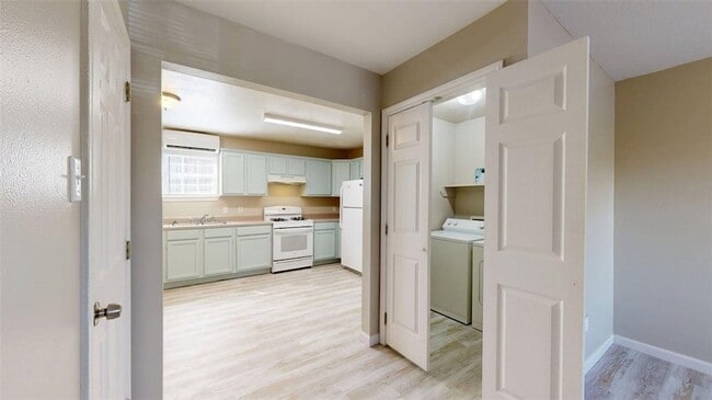 Photo - 306 Cherry St Unit B