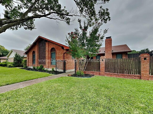 Building Photo - 4915 Chilton Dr Rental