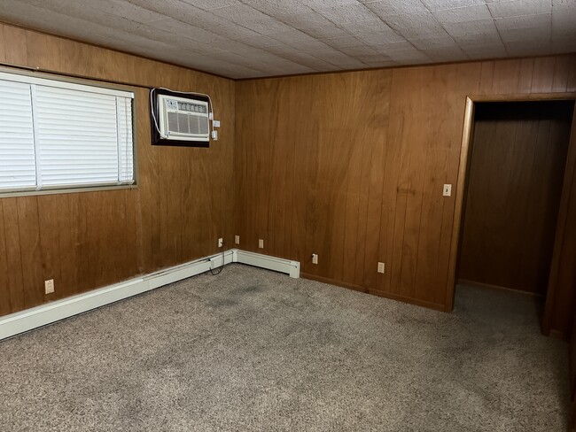 Photo - 210 27th St NE Unit #3