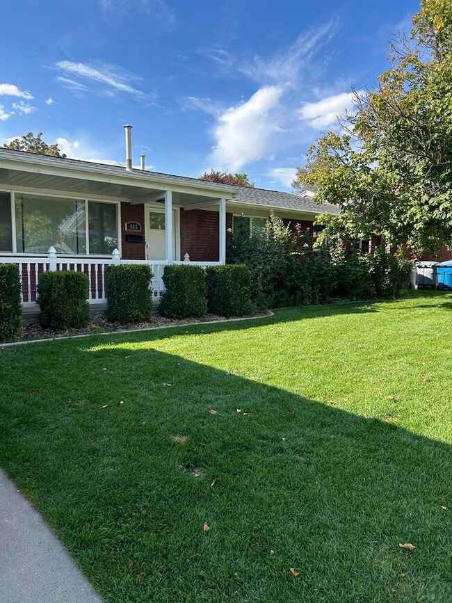 Building Photo - 2 Bedroom 1 Bathroom House American Fork
